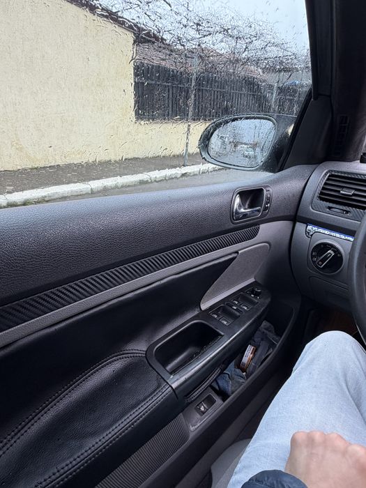 Volkswagen Golf 5 1.6 fsi