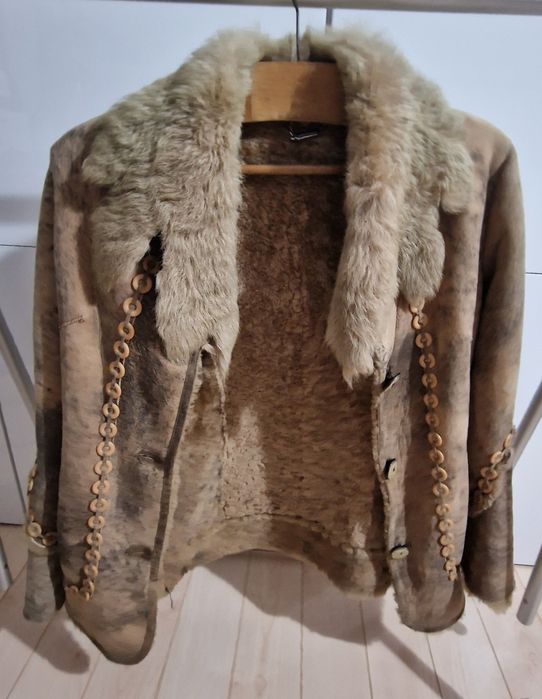 Haina blana naturala foarte fina, tip Alain Delon