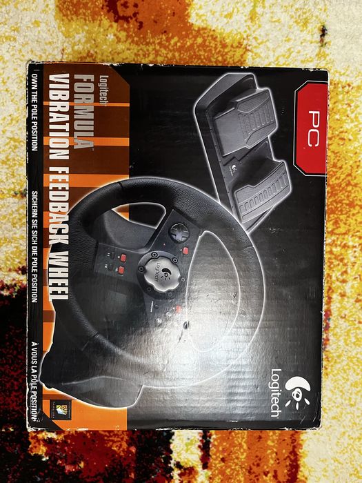 Volan gaming PC Logitech