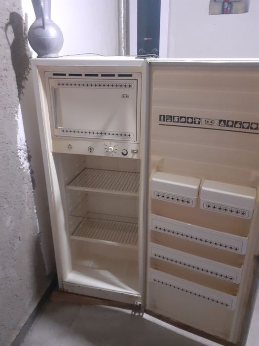 xaladilnik yaxshi ishlaydi