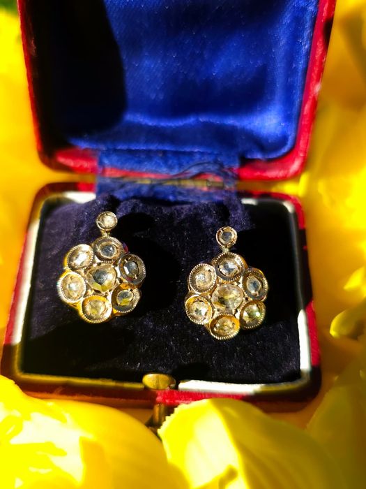 Cercei foarte vechi din aur de 10K cu diamante naturale
