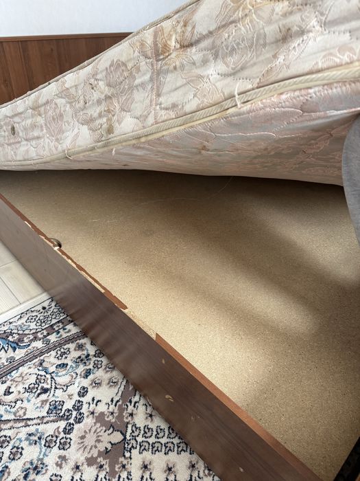 Жатын бөлмеге төсек