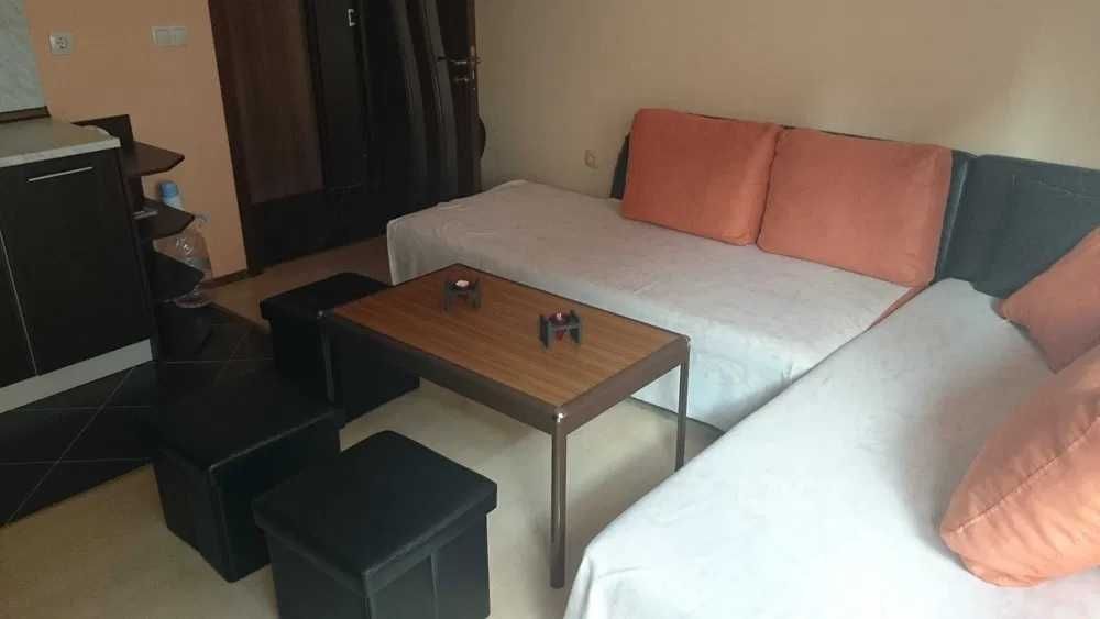 Продава се Двустаен апартамент в Пловдив, Южен - 65 кв.м за 1693 €/кв.м - Снимка #2