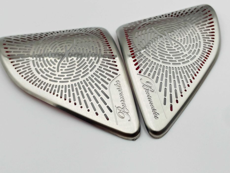 Embleme site Burmester stalpi Compatibile Mercedes C class w206 new