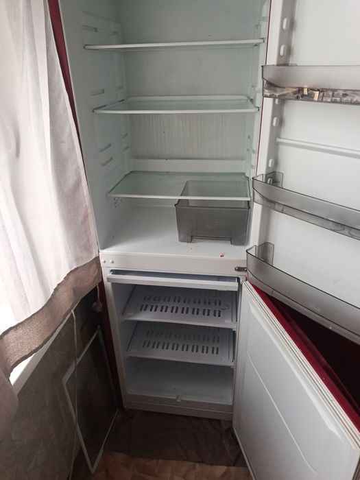 Продам холодильник