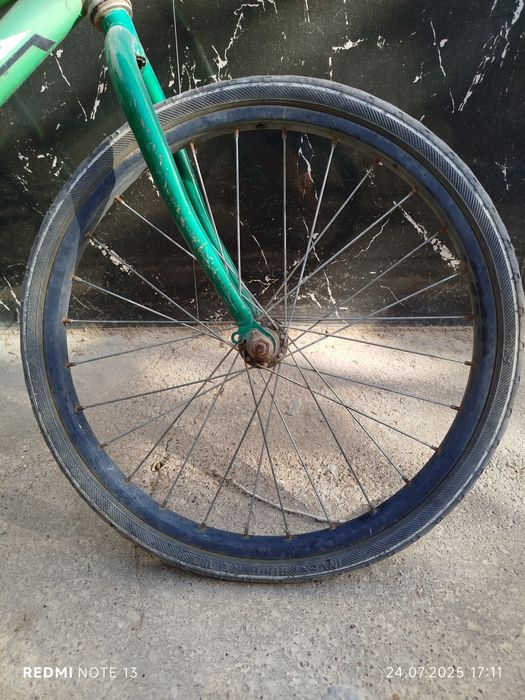 Велосипед  десна