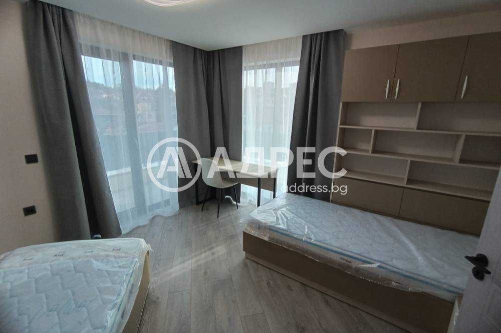 Дава се под наем Тристаен апартамент в Разград, Център - 130 кв.м за 1200 € - Снимка #8
