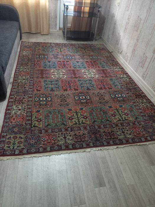Продам ковер шерстянной