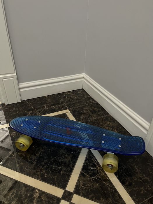 Скейтборд синий с подсветкой