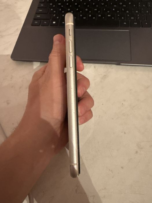 IPhone 11 128GB White