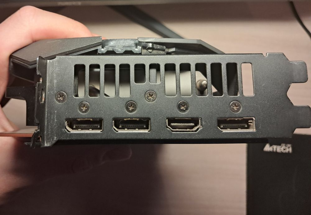 Видеокарта Rx5700xt 8gb asus rog strix