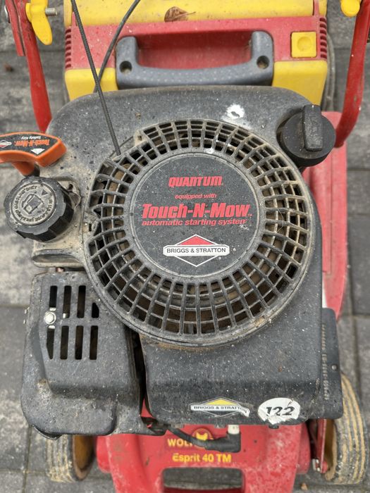 Masina tuns iarba benzina - Motor Briggs &Stratton