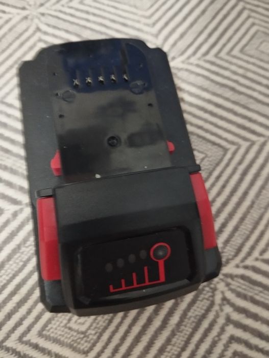 Baterii makita, milwaukee 9Ah