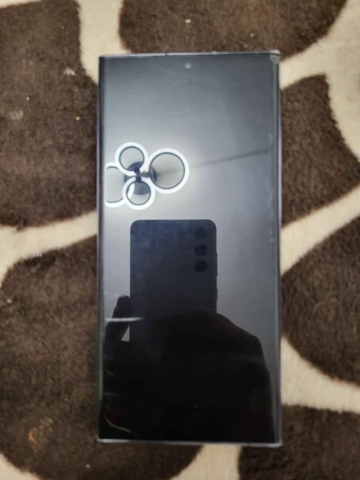 Vand Samsung Galaxy S23 Ultra