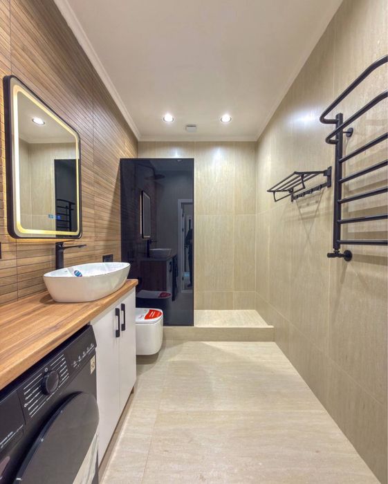 Продается квартира в Мирзо Улугбекском районе жк Sayram Tower