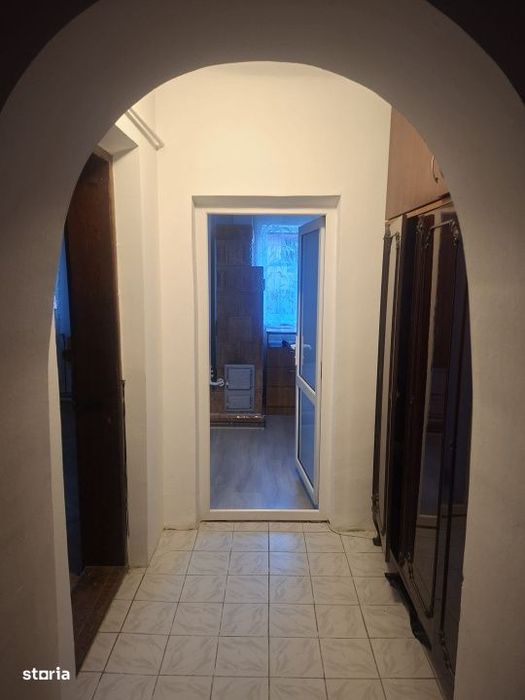 Casa Cu Teren 471 Mp -Ideal  Pentru Locuit Sau Investitie.