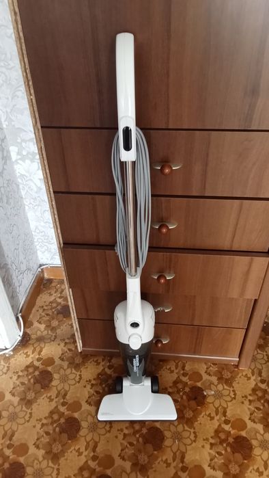 Пылесос продам .