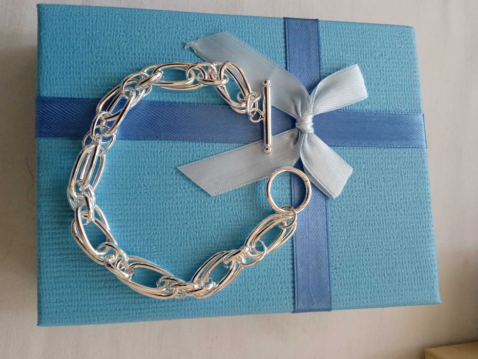 Нов,масивен сребърен мъжки ланец. Сребърна гривна за мъж. В кутия.