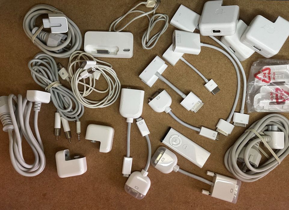 Apple Adaptoare VGA iPod iPhone Dock iPad