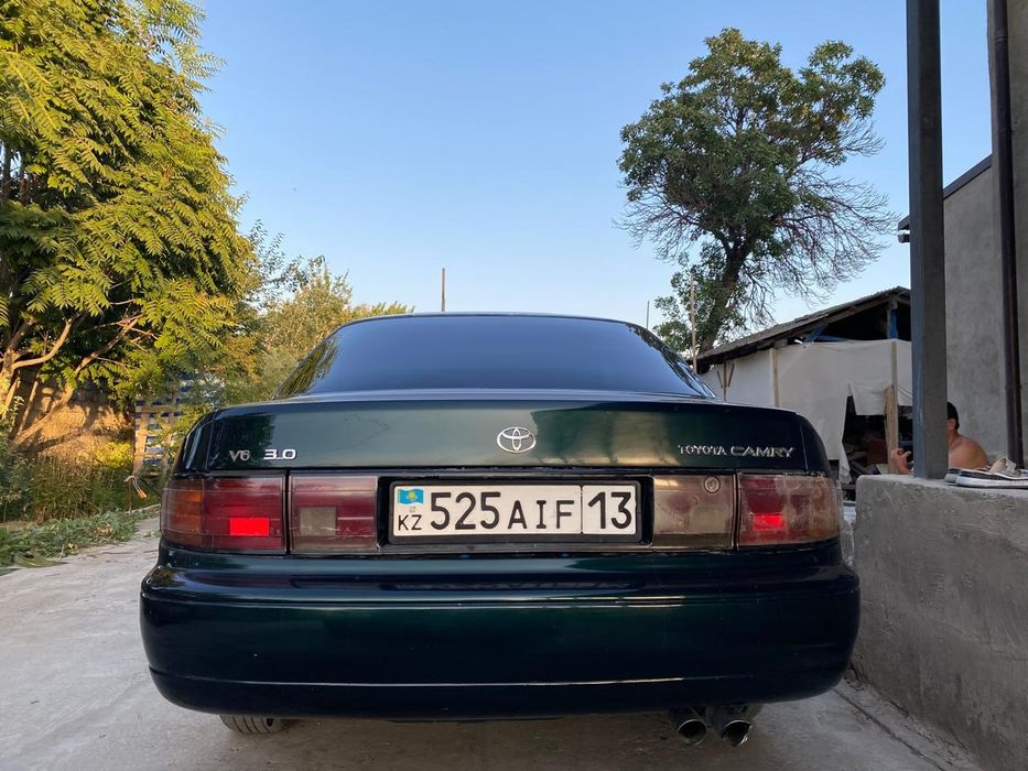 Продам камри 10 1992