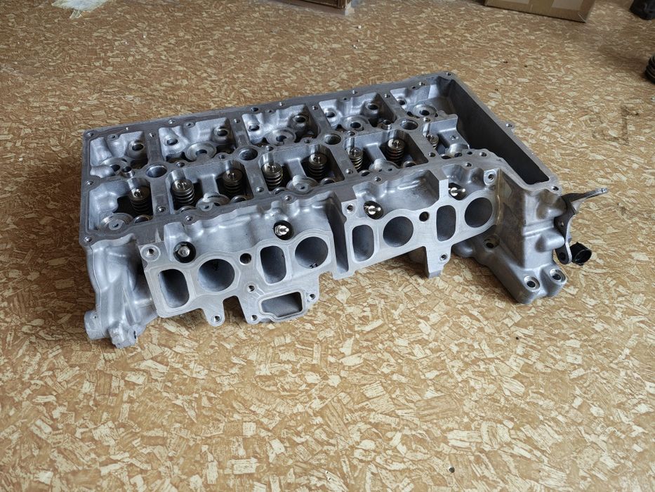 Глава с валове за BMW N47D20C 2.0d-ПРОВЕРЕНА!!