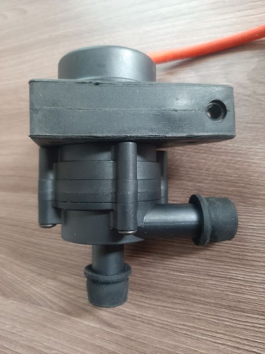 Водянной насос безсщеточный