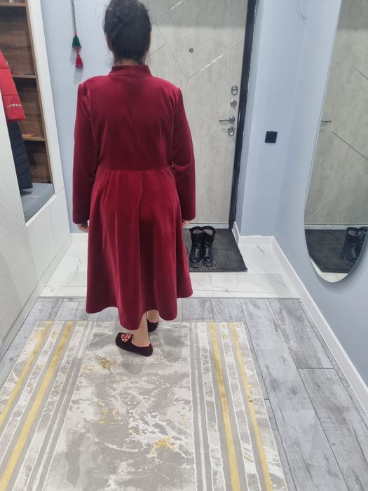 Продам комзол новый 48 50