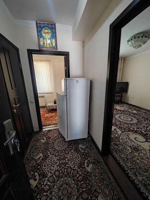 Урганч шахри Олимпия махалласиди 1-каватда 1-хонали квартира Ижарага