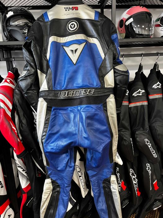 Кожен мото екип DAINESE D-TEC,размер 56-XL ,2 части , протектори