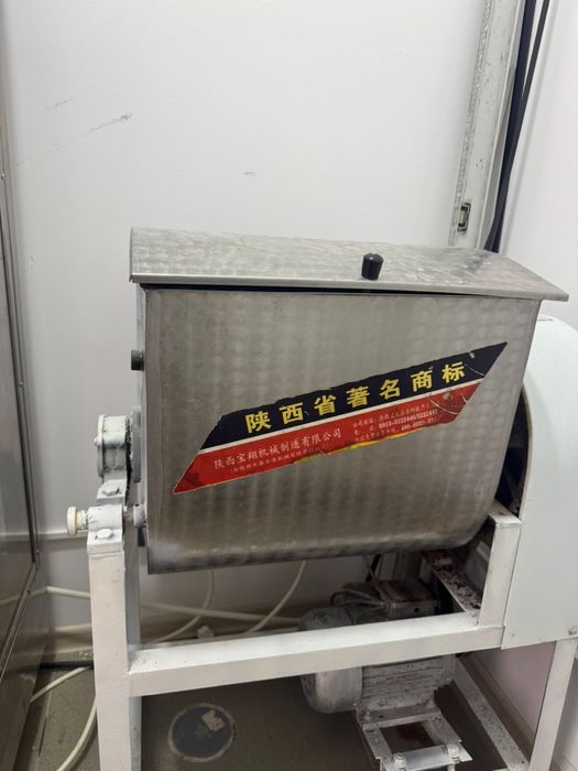 Срочно продам тестомесь