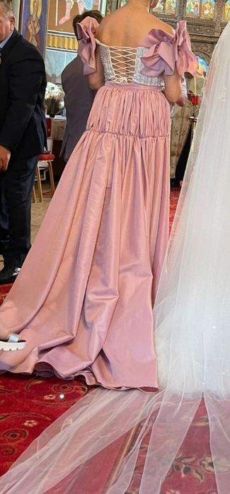 Rochie elegantă nașă