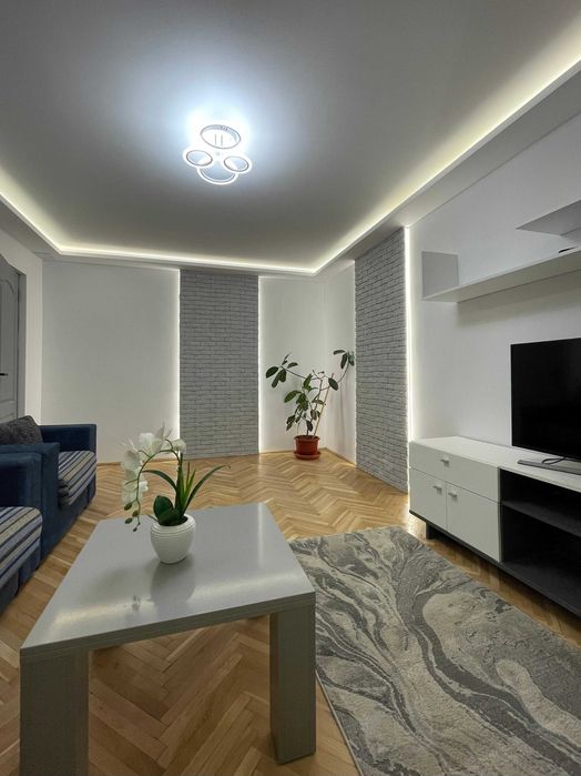P.F. Ap. 3 cam. de inchiriat,cart. Marasti str.Dambovitei 999 eur