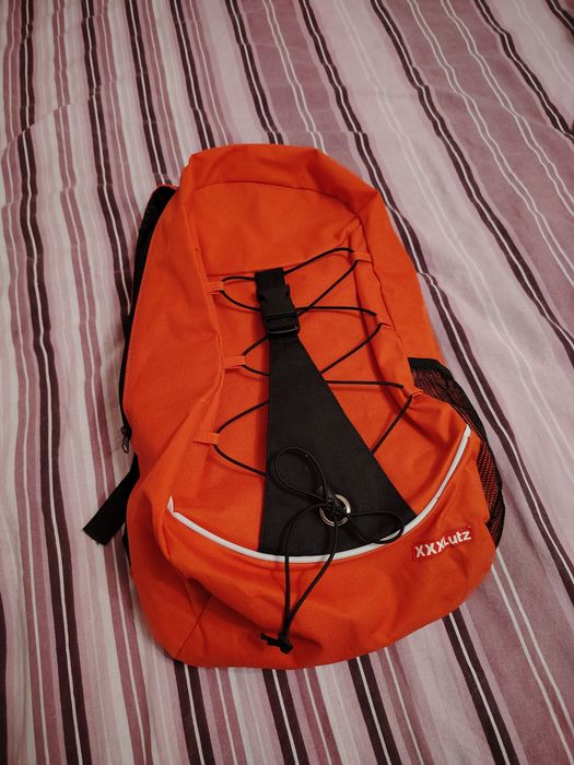 Rucsac sport ,culoare rosie