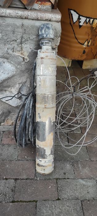 Pompă submersibilă