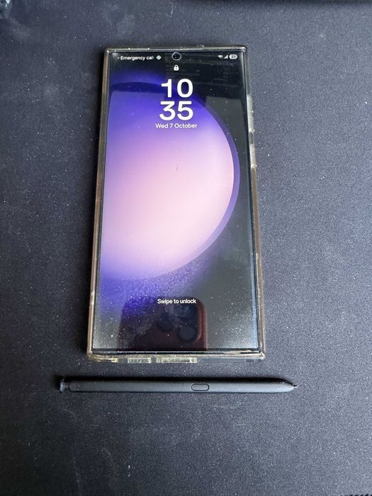 Samsung Galaxy S22 Ultra 256 GB черен — пукнат гръб