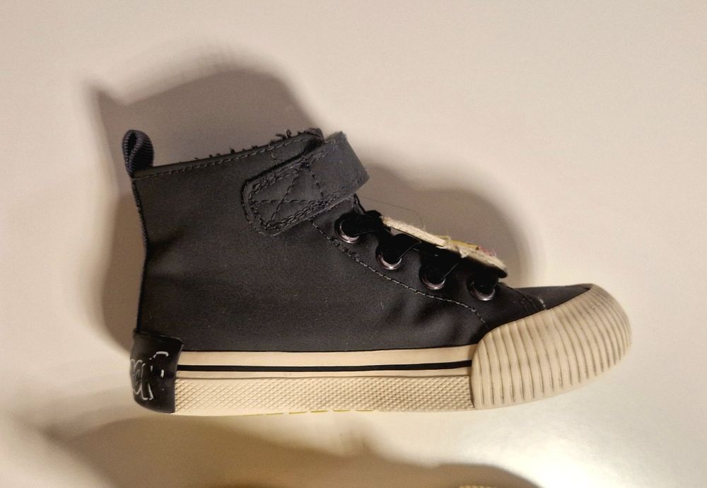 Кецове H&M + Pokemon, размер 26, с подплата