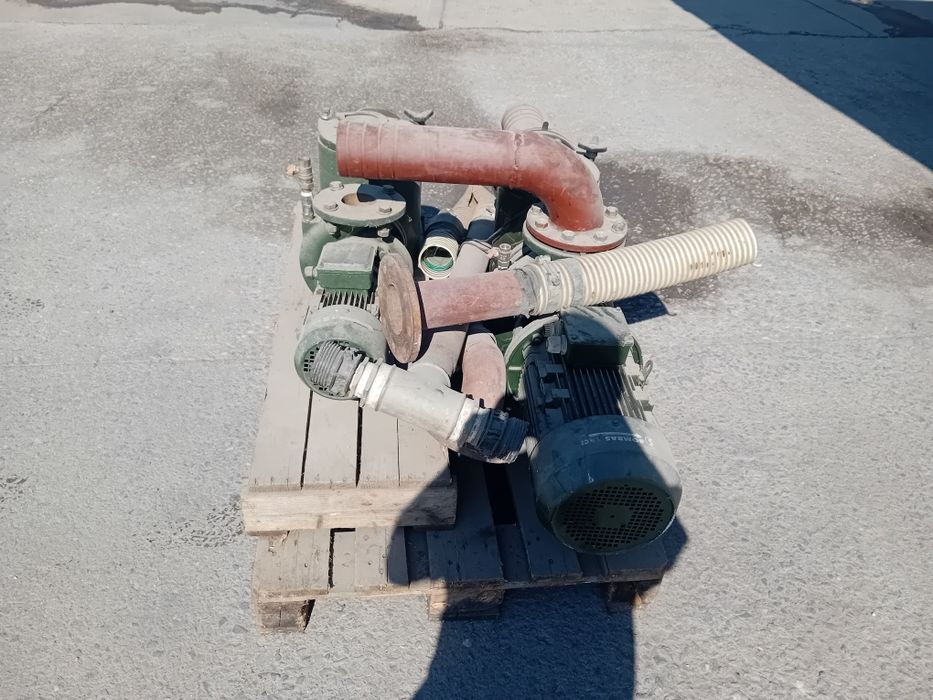 Помпи за басейн поливане едната ползвана