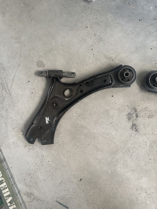 Byd song plus chempion  аммортизаторы  в ассортименте