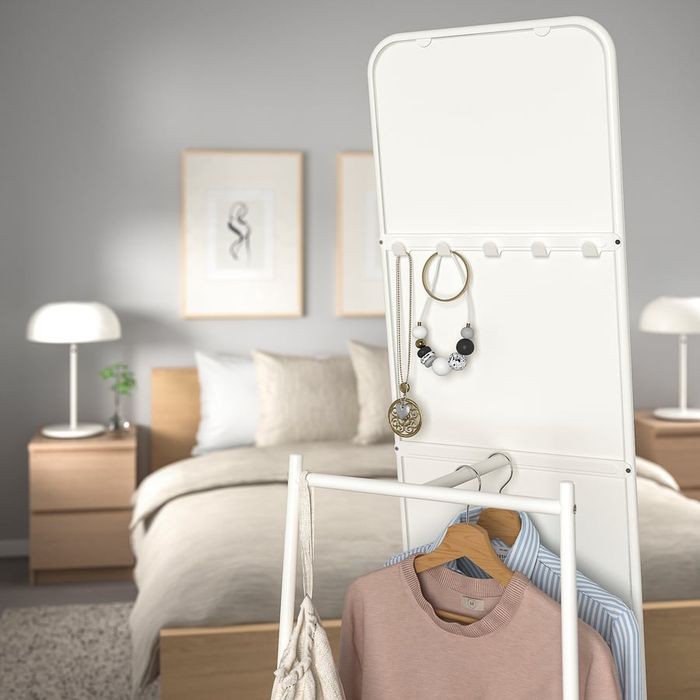 Oglindă de podea IKEA Knapper – Ca nouă, fără defecte