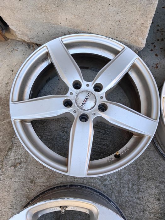 Джанти Dezent 17 7.5J Et35