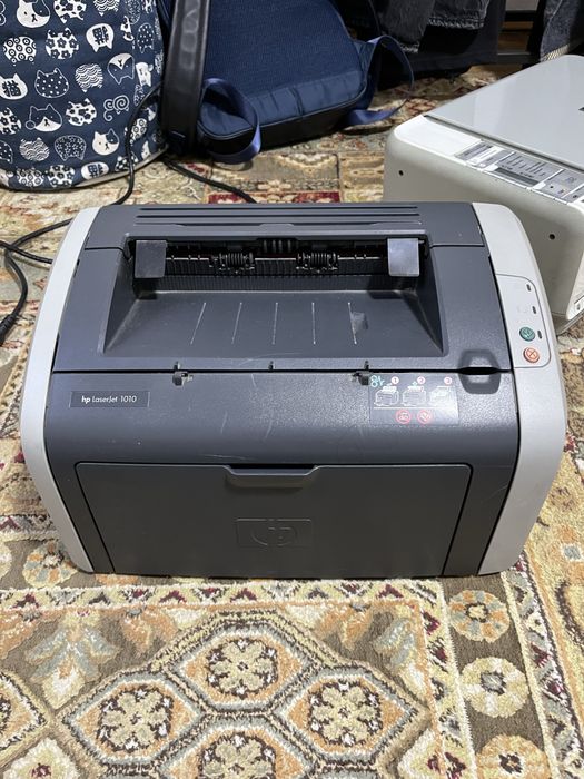 Принтеры hp 3 штуки