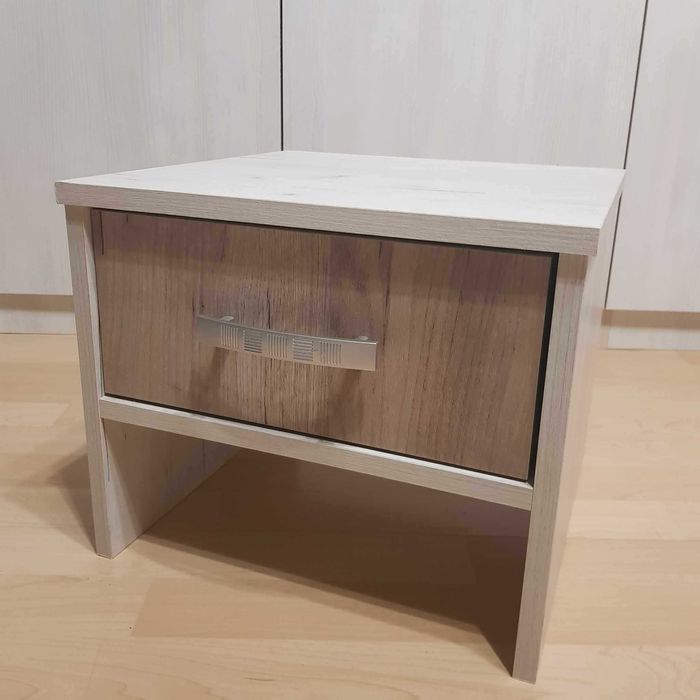 Нощни Шкафчета - 2 броя