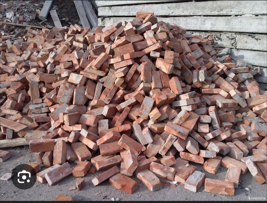 Продам кирпичи по 90тг