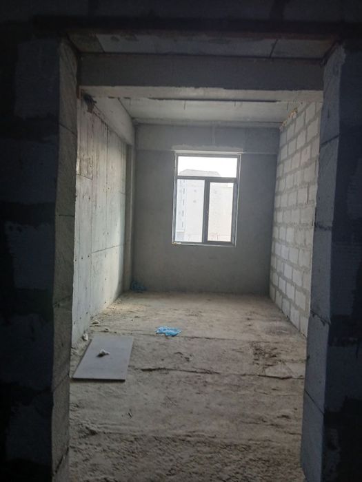 Квартира сотилади узимники 3 хоналик келиштириб бераман