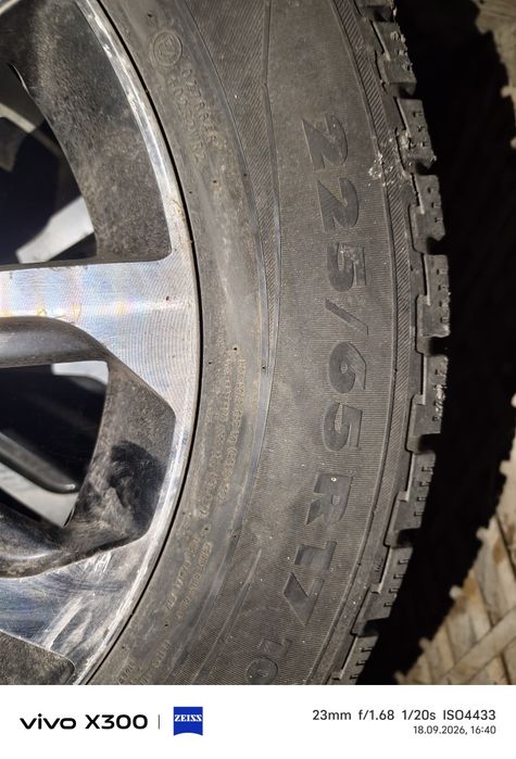 Продам комплект колес R17 5×114/3