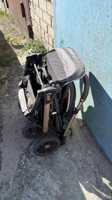 Продам детскую коляску