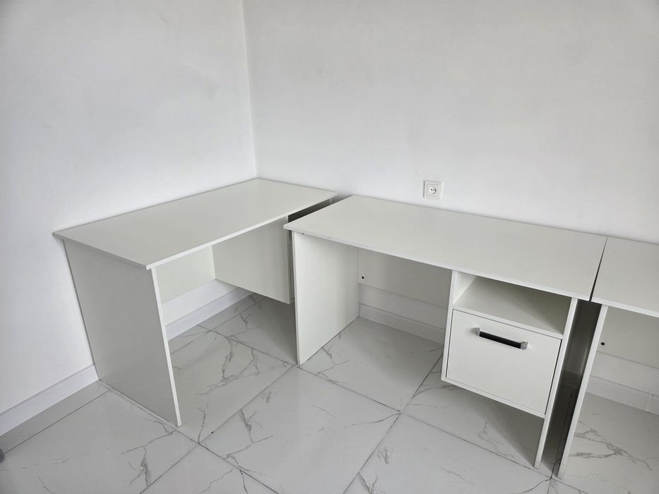 Парта 3 шт продаётся