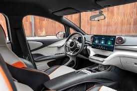 BYD E2 electro car  5 yigacha halol nasiya