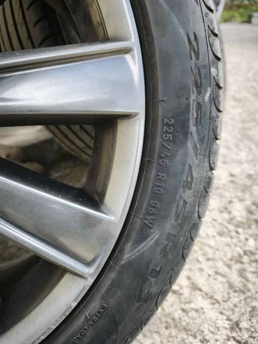 Оригинални джанти Mazda  19X7 1/2J  с гуми Pirelli