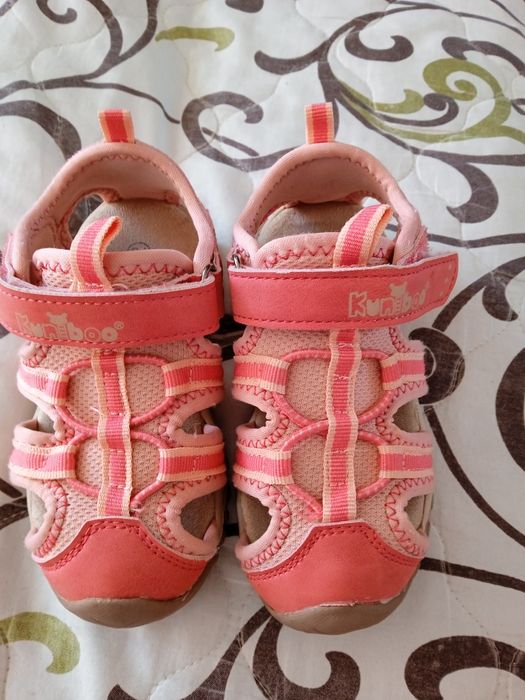 Детски сандали за момиче